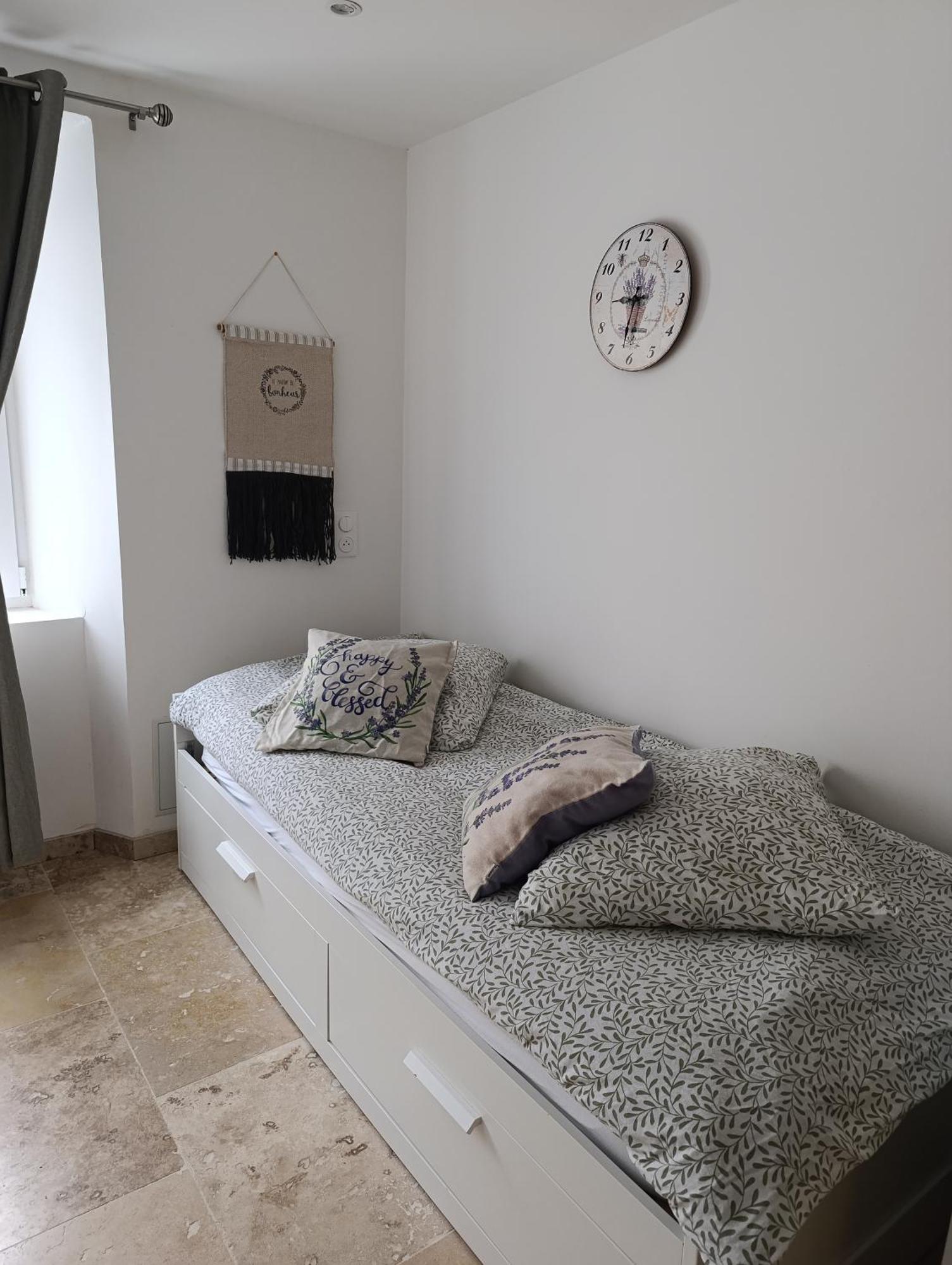 Logement Le Gabian Ampus 外观 照片